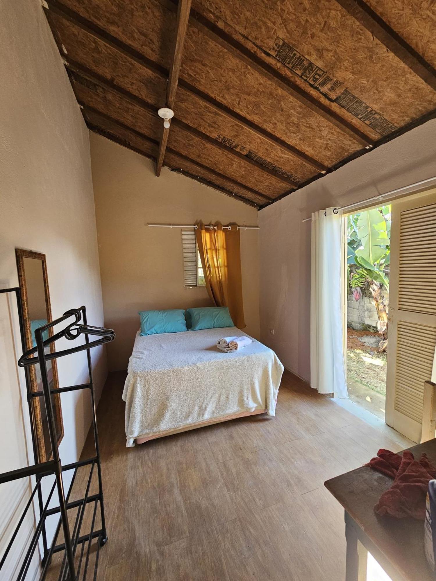 Вилла Casa Amarela , Perto Do Centro De Sto Antonio Do Pinhal Санту-Антониу-ду-Пиньял Экстерьер фото